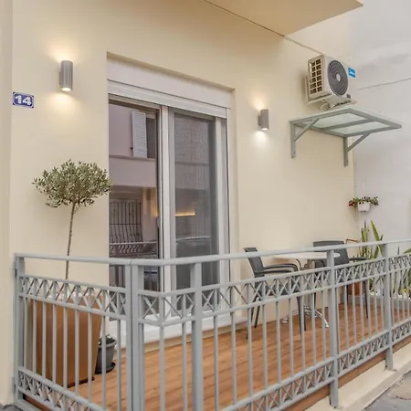 The 3 Brothers' Apts * La Canée
