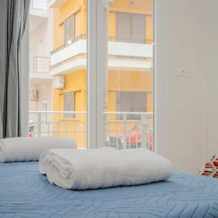 The 3 Brothers' Apts