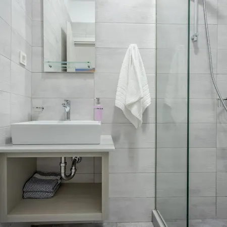 The 3 Brothers' Apts Gasthof