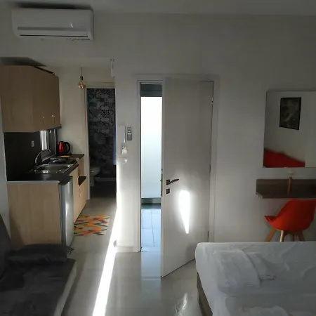 The 3 Brothers' Apts * ハニア