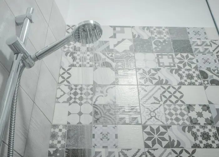 The 3 Brothers' Apts 4*