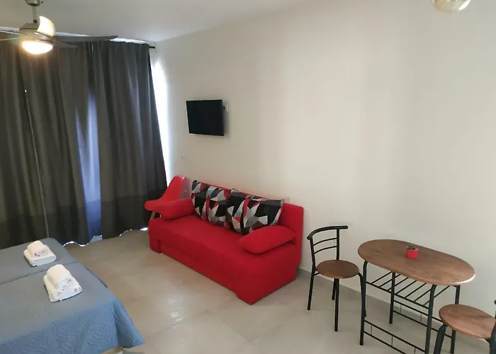 The 3 Brothers' Apts 4* חאניה