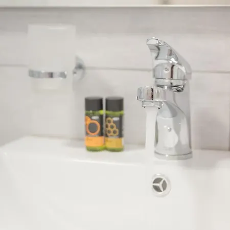 The 3 Brothers' Apts