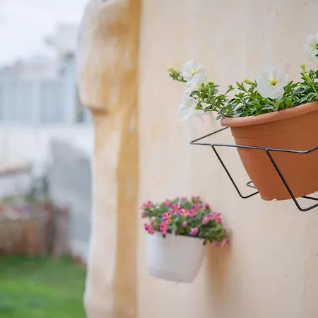 The 3 Brothers' Apts 4*