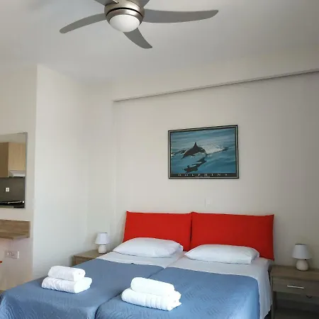 Penzion The 3 Brothers' Apts Chania (Crete)