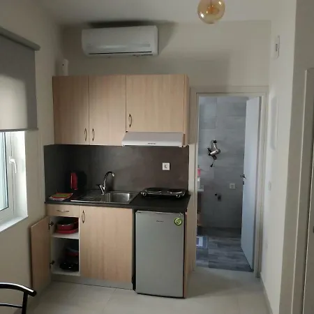 The 3 Brothers' Apts Πανσιόν 4*