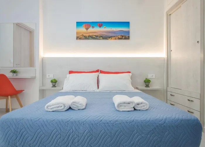 The 3 Brothers' Apts Gæstehus Chania (Crete)