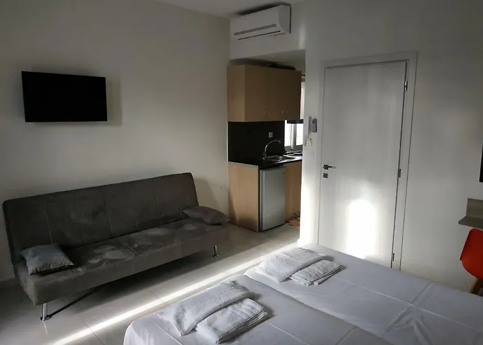 The 3 Brothers' Apts